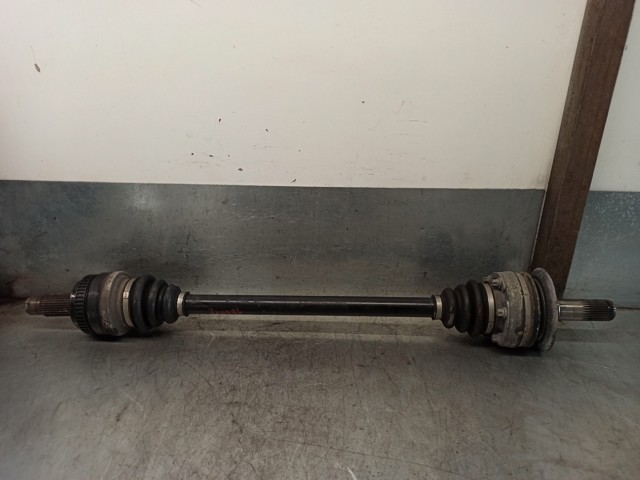 33213428179 BMW