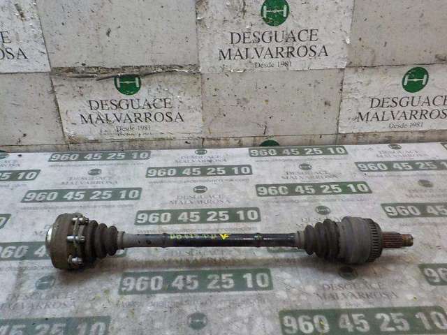 33217533446 BMW Semieje trasero derecho  disponible Vigo