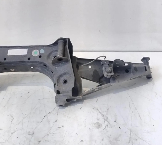BMW 33306851560 Subchasis trasero soporte motor  disponible España