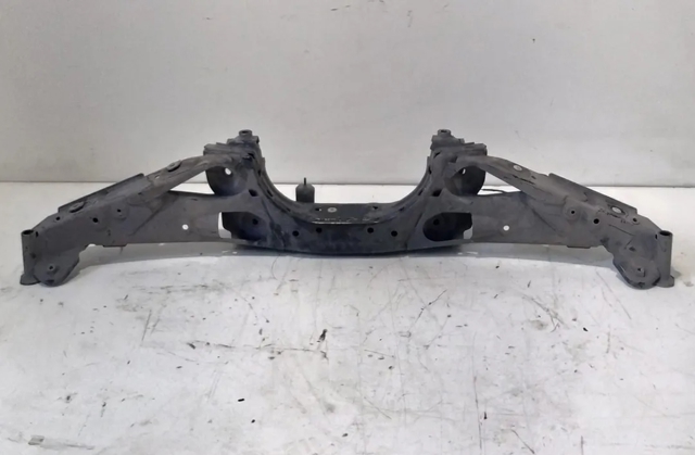 33306851560 BMW Puente trasero  en stock Córdoba