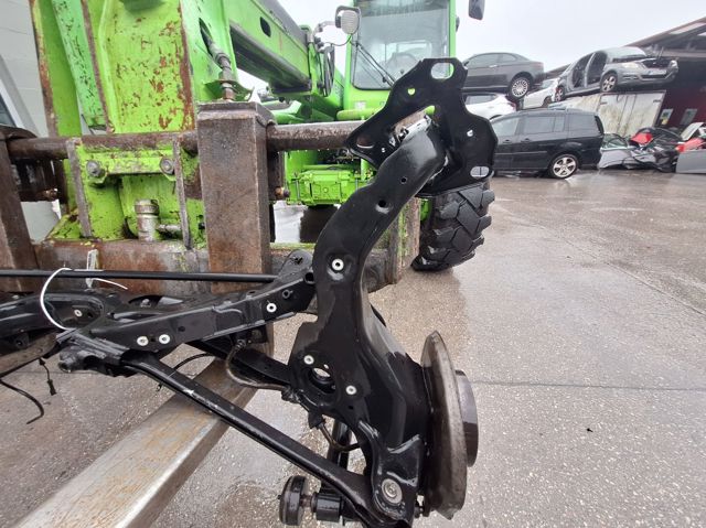 33306851560 Puente trasero  en stock Castellón