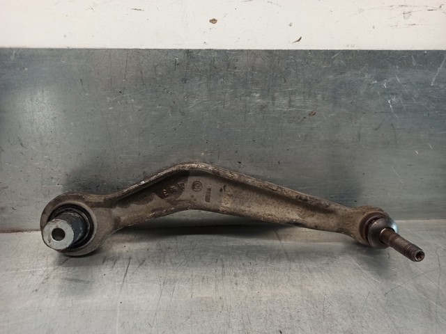 Brazo superior derecho de la suspensión trasera 33322347990 BMW