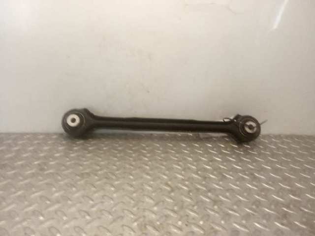 33322406288 Brazo superior de suspensión trasera izquierdo/derecho  en stock Sabadell