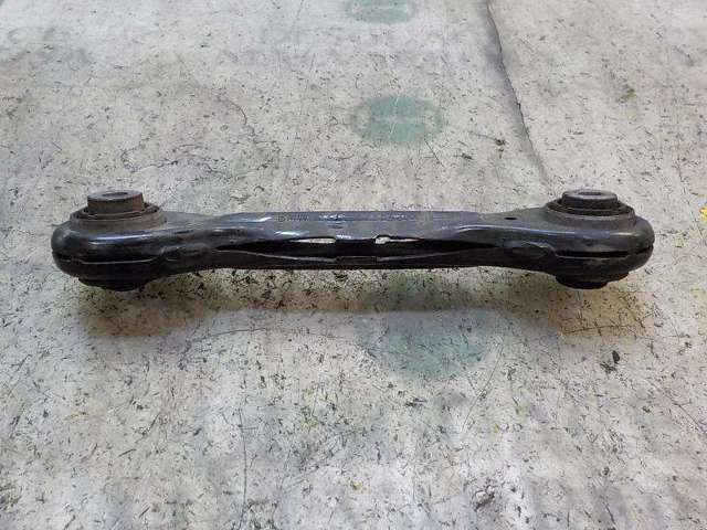 33322406289 Brazo superior de suspensión trasera izquierdo/derecho  comprar en Reus