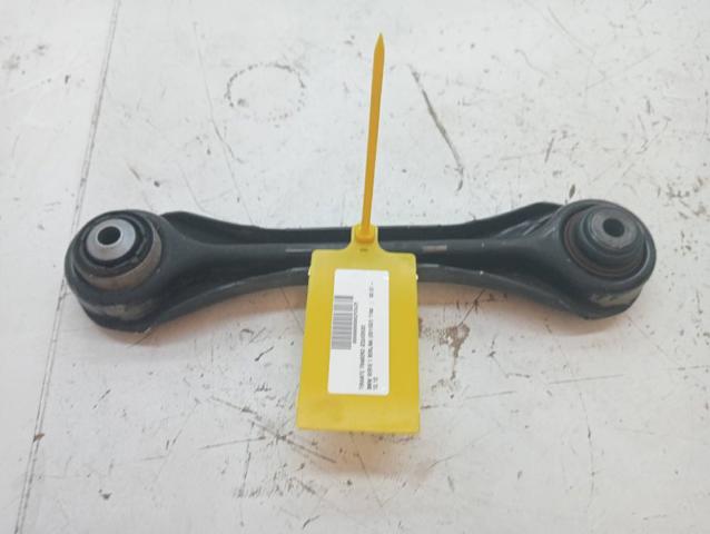 33322406292 Brazo superior de suspensión trasera izquierdo/derecho  en stock Granada