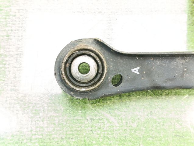 33322409890 Brazo superior de suspensión trasera izquierdo/derecho comprar Sevilla