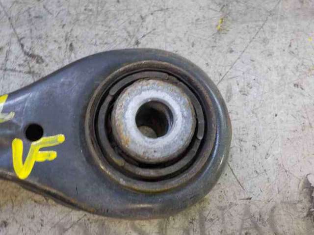BMW 33322409890 Brazo superior de suspensión trasera izquierdo/derecho  comprar en Albacete