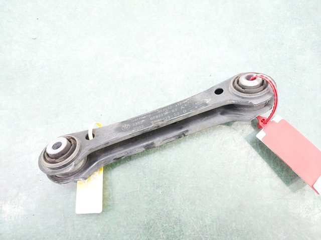33322409890 Brazo superior de suspensión trasera izquierdo/derecho  comprar en Reus