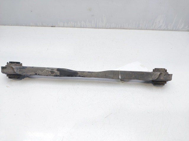 BMW 33326763471 Brazo superior de suspensión trasera izquierdo/derecho  en stock Terrassa