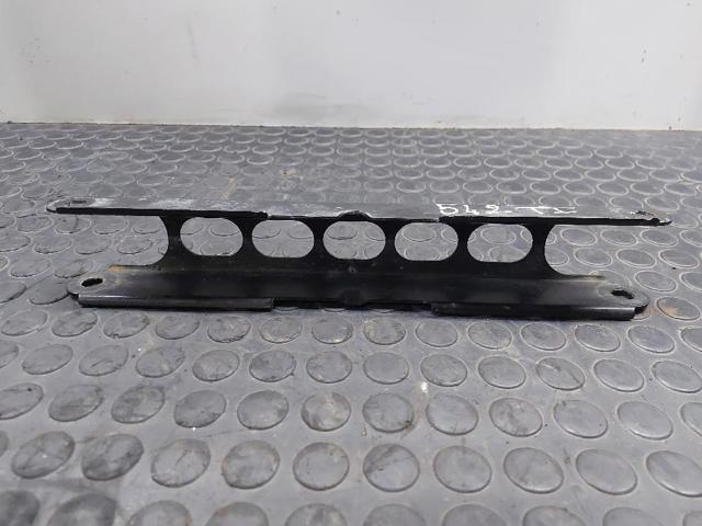 33326763477 Brazo longitudinal inferior trasero izquierdo/derecho  en stock Castellón