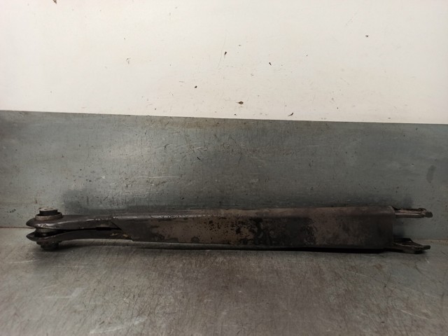 BMW 33326770813 Brazo inferior trasero izquierdo/derecho  en stock Valencia