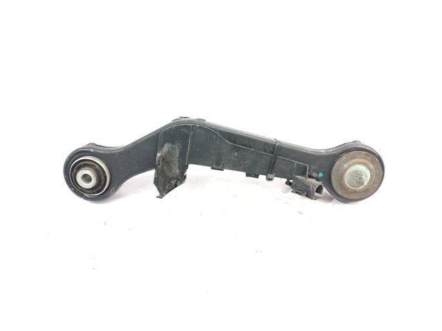 Brazo superior izquierdo de la suspensión trasera 33326770859 BMW