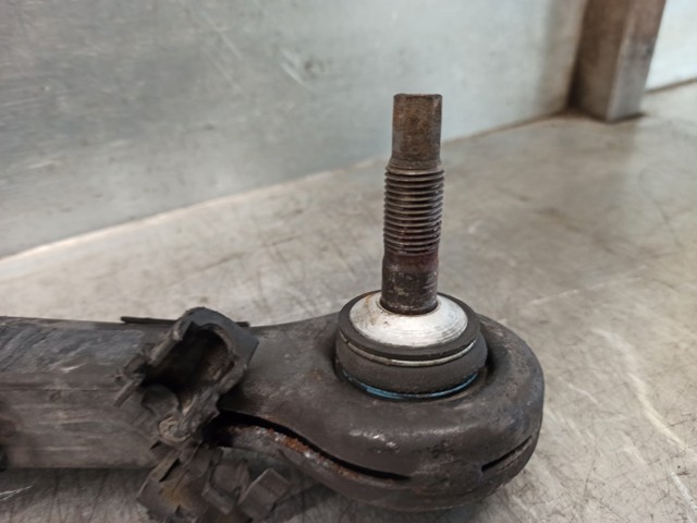 33326770860 BMW Brazo superior derecho de la suspensión trasera comprar Bilbao