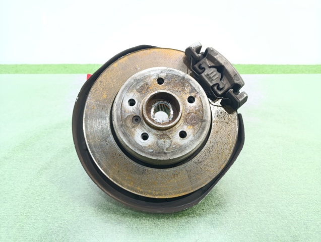 33326770906 BMW
