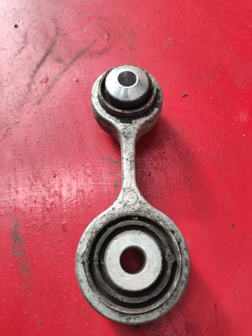 BMW 33326775683 Brazo longitudinal inferior trasero izquierdo/derecho  en stock Terrassa