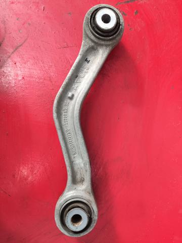 BMW 33326779851 Brazo superior de suspensión trasera izquierdo/derecho  disponible Valladolid