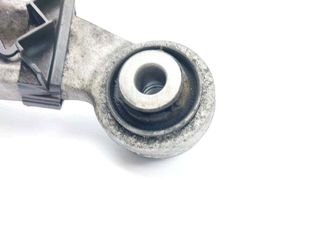 33326782135 Brazo superior izquierdo de la suspensión trasera comprar Girona