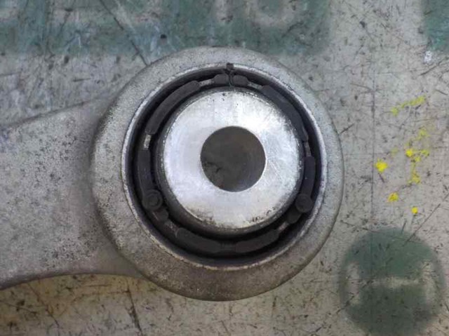 BMW 33326782135 Brazo superior izquierdo de la suspensión trasera comprar Pamplona