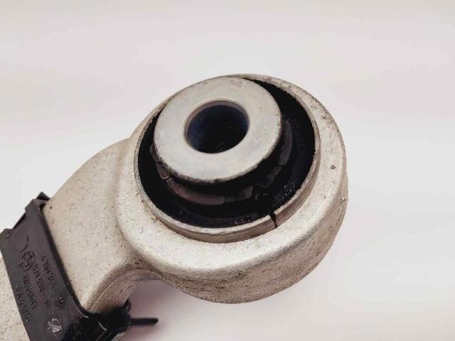 33326782136 BMW Brazo superior derecho de la suspensión trasera  comprar en Lleida