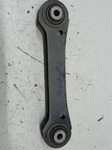 33326782237 Brazo superior de suspensión trasera izquierdo/derecho  en stock Sabadell