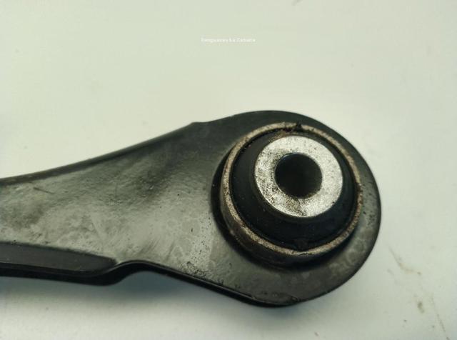 33326792539 Brazo superior izquierdo de la suspensión trasera  en stock Granada