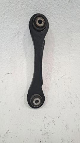 33326792540 Brazo superior derecho de la suspensión trasera  en stock Sabadell