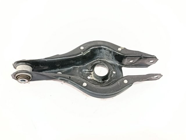 33326792541 Brazo inferior trasero izquierdo/derecho  en stock Sabadell