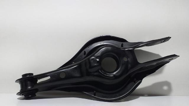 33326792541 BMW Brazo inferior trasero izquierdo/derecho  disponible Ourense