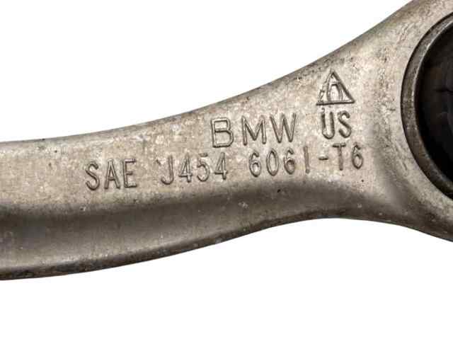 Brazo transversal izquierdo de suspensión trasera 33326795047 BMW
