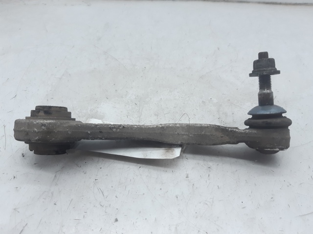 Brazo transversal izquierdo de suspensión trasera 33326795047 BMW