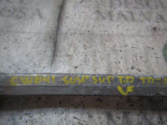 33326796002 BMW Brazo transversal derecho de suspensión trasera  disponible Ourense