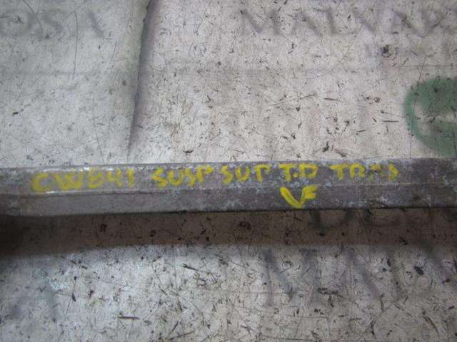 BMW 33326796002 Brazo transversal derecho de suspensión trasera  en stock Terrassa