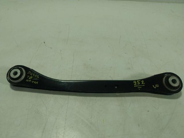 Brazo transversal derecho de suspensión trasera 33326861126 BMW