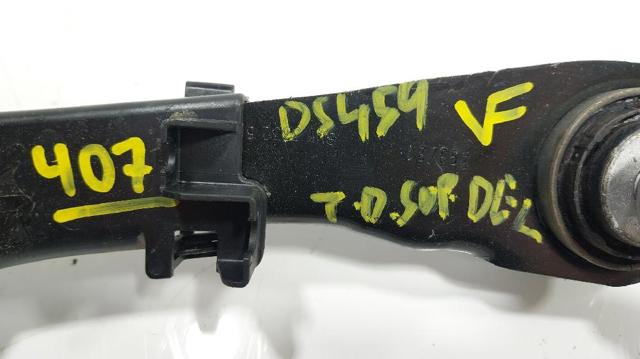 33326867538 Brazo superior derecho de la suspensión trasera  disponible Málaga