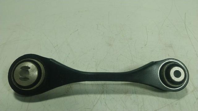33326878632 Brazo superior derecho de la suspensión trasera  disponible Utrera