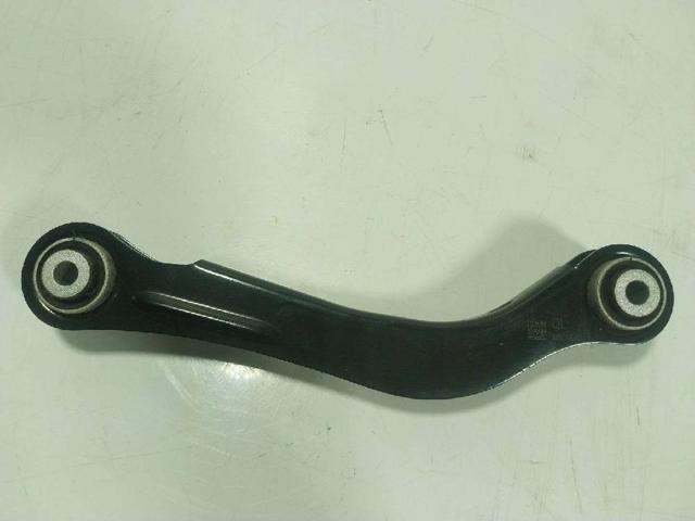 33326881199 BMW Brazo superior de suspensión trasera izquierdo/derecho  disponible Alicante