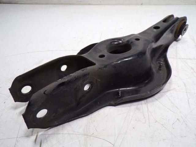 33326884694 BMW Brazo inferior trasero izquierdo/derecho  en stock Huelva