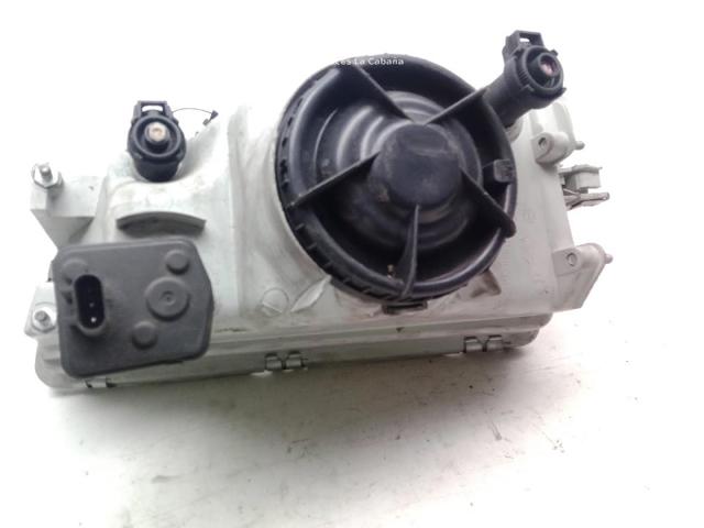 Faro derecho Volvo V40 VW
