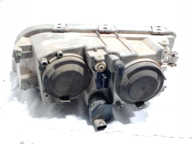 Faro derecho Volvo V40 VW