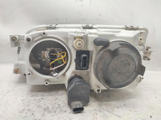 Faro derecho Volvo V40 VW