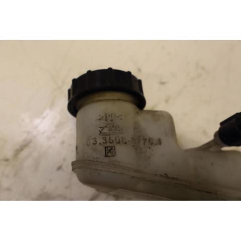 3350887761 TOYOTA Cilindro principal de freno  comprar en Lleida