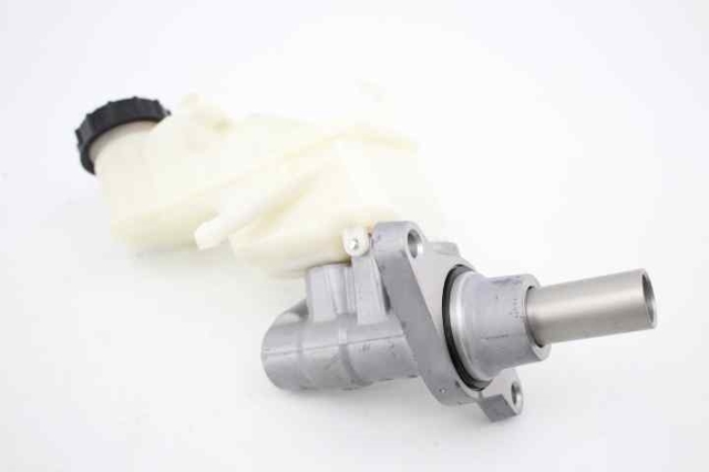 3350887761 TOYOTA Cilindro maestro de frenos comprar Bilbao