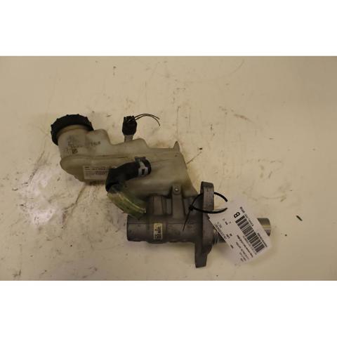 TOYOTA 3350887761 Cilindro maestro de frenos  en stock Terrassa