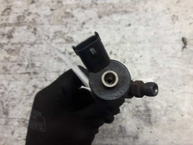 3380027000 HYUNDAI Inyector comprar Madrid