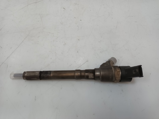 HYUNDAI 3380027000 Inyector de combustible  disponible Lugo