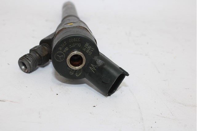 HYUNDAI 3380027010 Inyector  en stock Salamanca