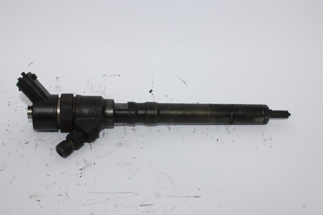 3380027010 HYUNDAI Inyector de combustible  comprar en Jaén