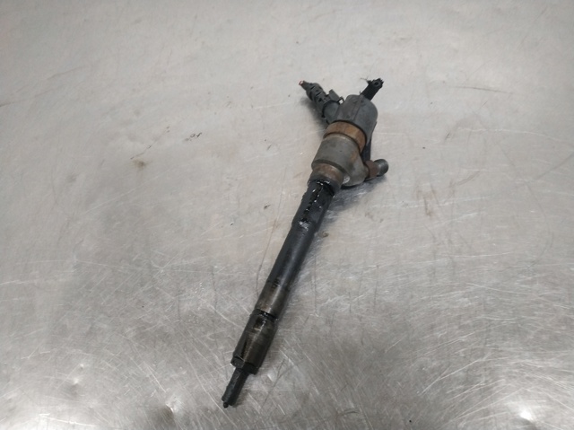 HYUNDAI 3380027400 Inyector  en stock Salamanca