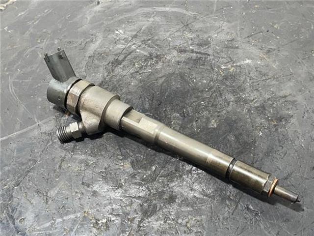 3380027800 HYUNDAI Inyector de combustible  comprar en Oviedo