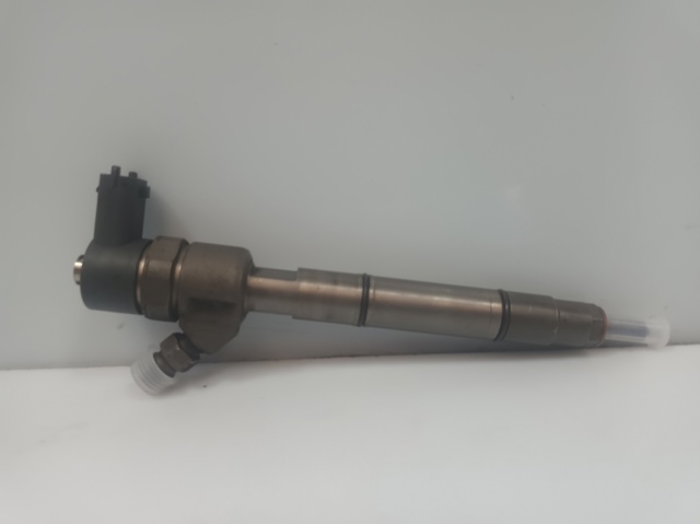 338002A110 HYUNDAI Inyector de combustible  comprar en Oviedo